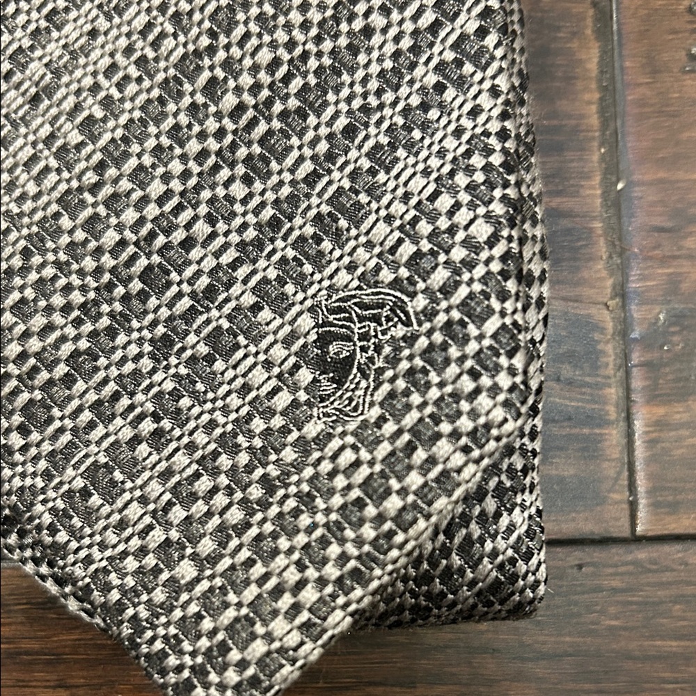 Versace Collection Textured Gray Tie - Picture 2 of 5